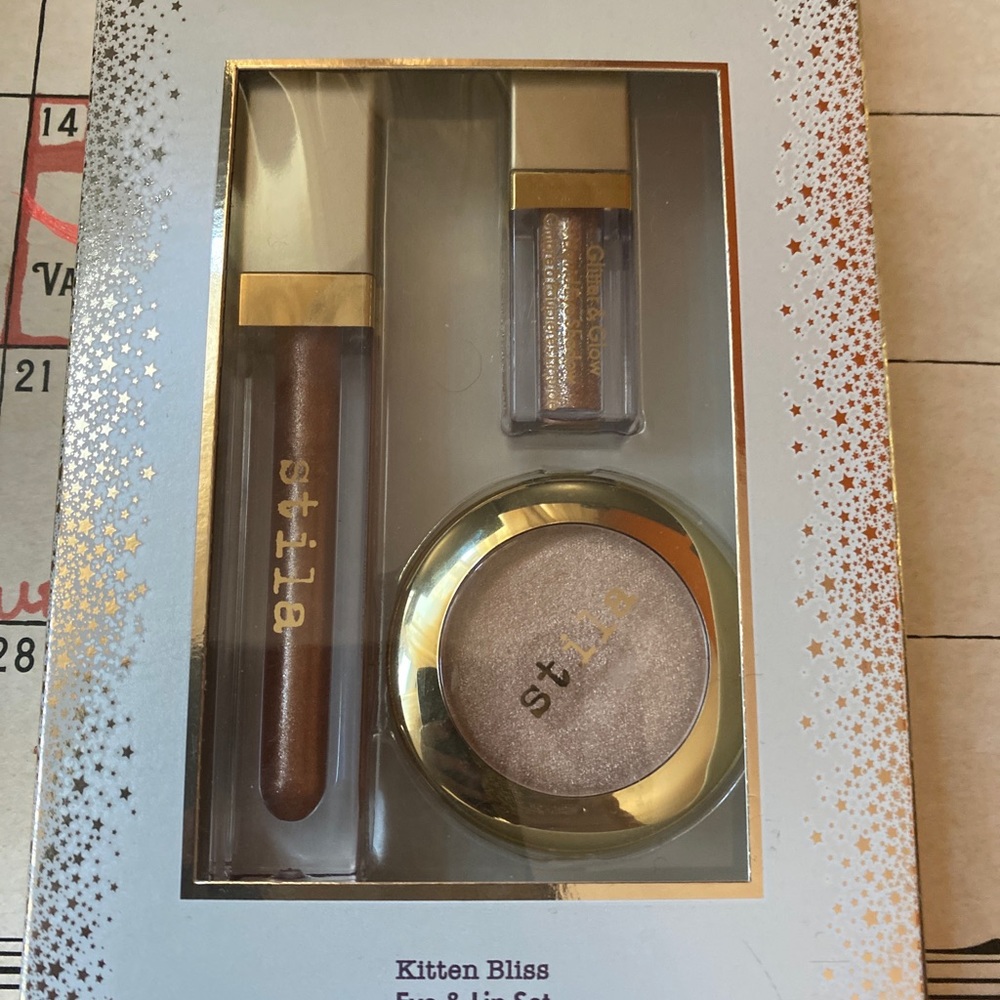 STILA kitten set, eyeshadow, liquid eyeshadow, and lipgloss